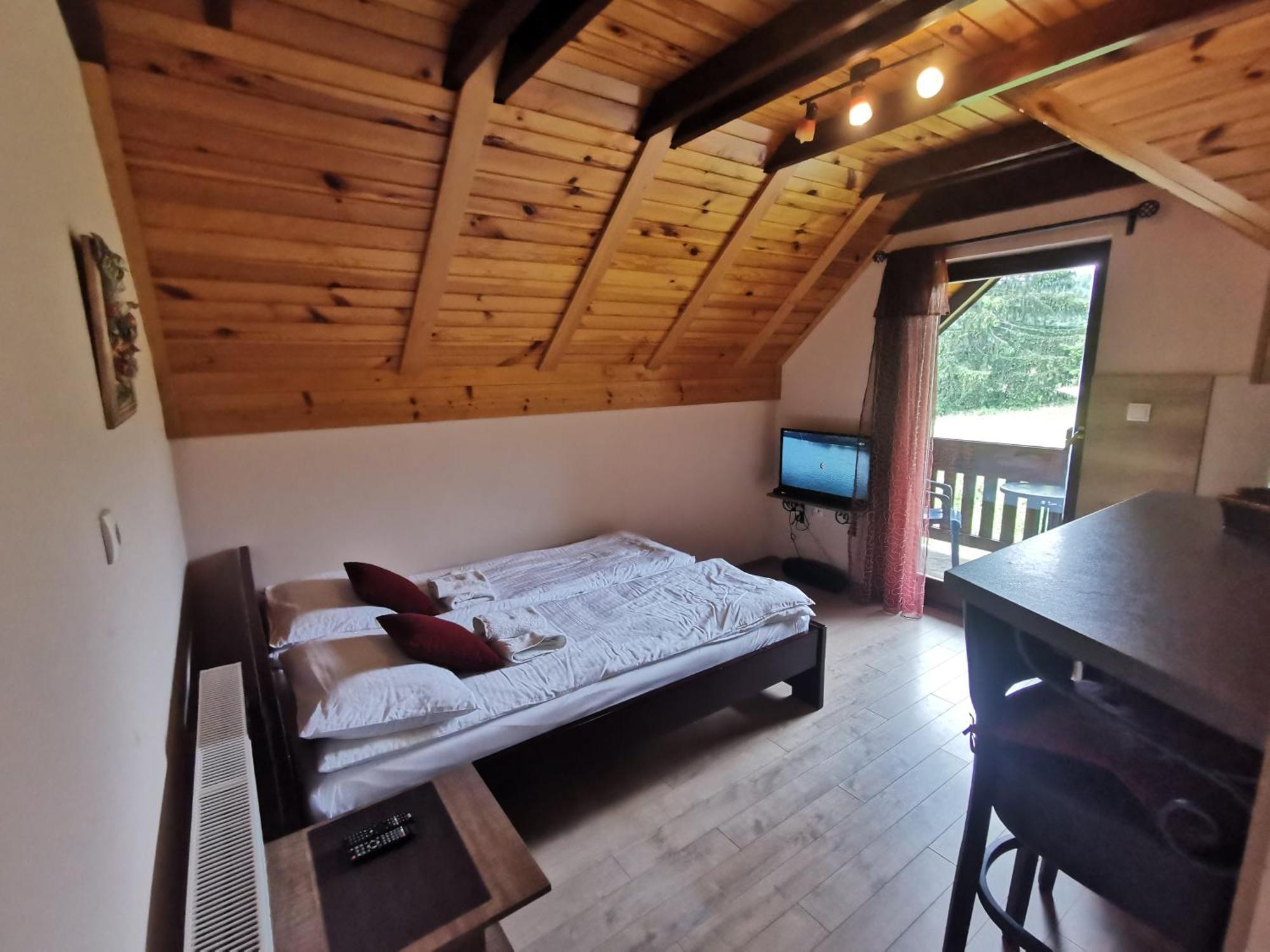 Apartmani Suncani Breg Tara Mitrovac Kamer foto